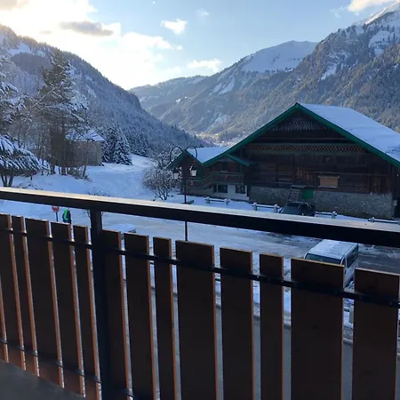 Cosy A Chatel, 4 Pers, Balcon, Proche Remontees Mecaniques Et Navettes, Parking Inclus - Fr-1-676-188 Châtel